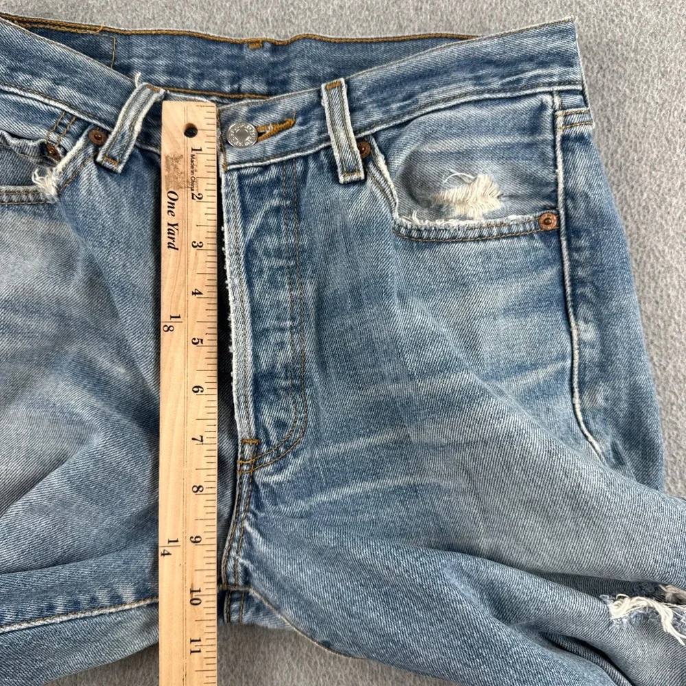 Levi's Jeans Mens W30 L30 501 Original Fit Light Wash Distressed Button Fly